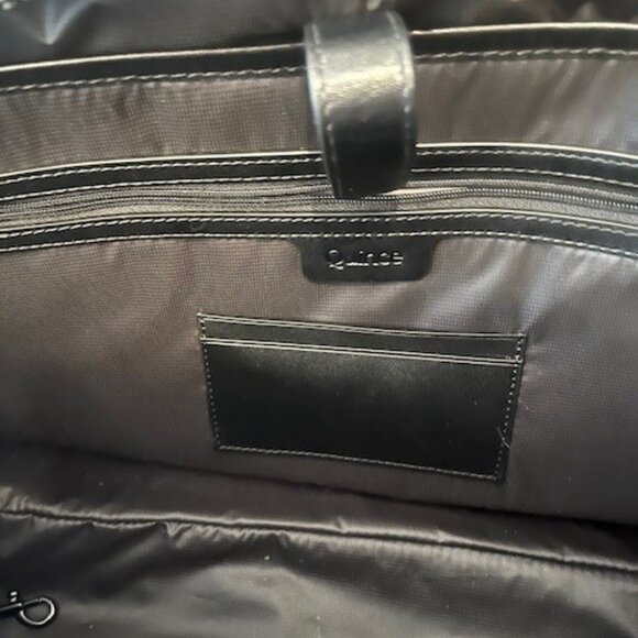 QUINCE TRANSIT QUILTED DUFFLE BAG - Picture 7 of 16